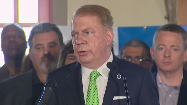 Can Seattle's Mayor Murray lead with 'lame duck' status?